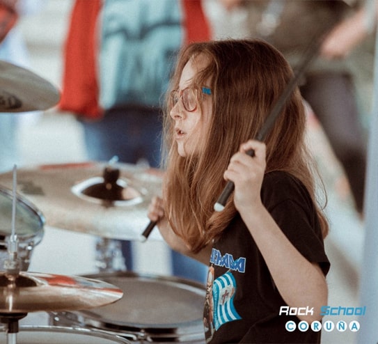 Rock School Coruña clases de batería